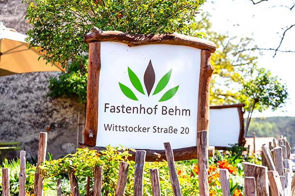 Lage-und-Anfahrt-Wie-du-zu-uns-kommst Menü - Lage & Anfahrt - Wie du zu uns kommst