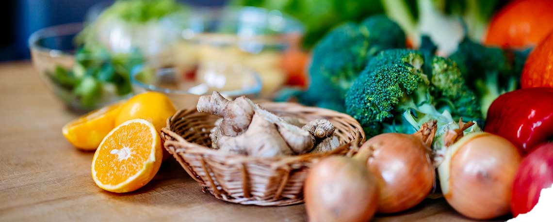 Scheinfasten mit frischen Zutaten und Gemüse